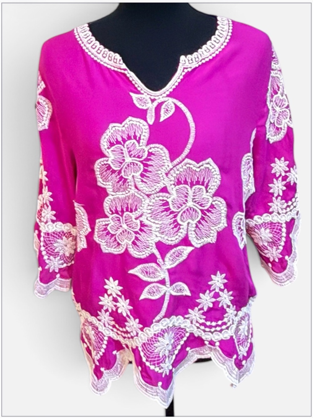 Anthropologie Solitaire Fuchsia Floral Embroidered Boho Tunic Blouse Size S